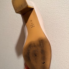 Diana ベージュ パンプス24cmの画像