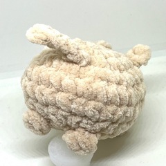 【ハンドメイド】まんまるカワイイ犬？のぬいぐるみの画像