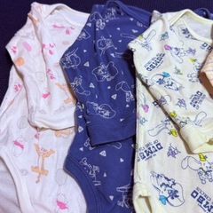 UNIQLO ロンパース　ディズニー　80の画像