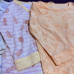 UNIQLO ロンパース　ディズニー　80の画像