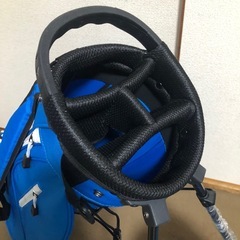 新品 未使用 ゴルフバッグ キャディーバッグ スタンド式 ゴルフバック キャディーバック カッコイイ 軽量 持ち運び楽々 の画像