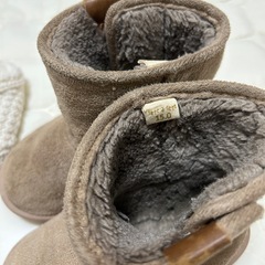 【美品】babyGAP80とムートンブーツ15cmの画像