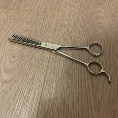 　CAPE ケープ  理容ハサミ　カットハサミorスキハサミ 髪切りバサミ カットバサミ スキバサミ 散髪 スキバサミの画像