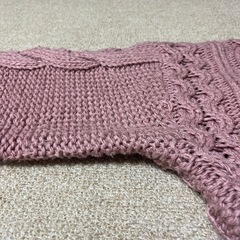 サイズF　ショート丈　暖かいセーター　カーディガン　ケーブル編み　ピンクの画像