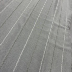 カーテン1枚の画像