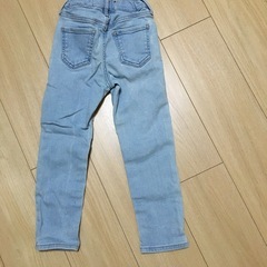 UNIQLO ジーンズ　ジーパン　110の画像