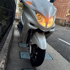 ヤマハマジェスティ250の画像