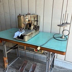 工業ミシンの画像
