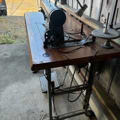 工業ミシンの画像