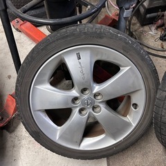 30プリウスホイールの画像