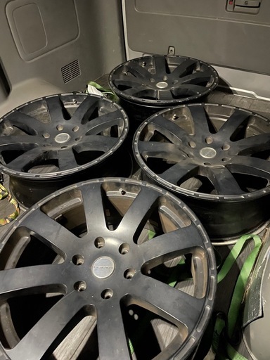 20インチ　6穴　ホイール