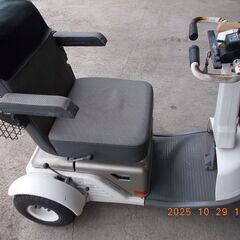 セニアカーの画像