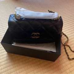 CHANELトップハンドルショルダーバックの画像