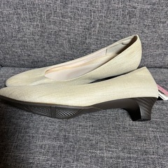 パンプス　25.5 新品の画像