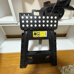 折りたたみ踏み台の画像
