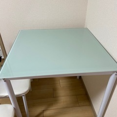 おしゃれダイニングテーブル　チェアセットの画像