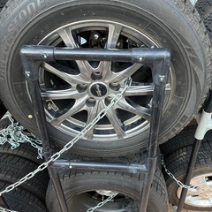 スタッドレスタイヤ+アルミホイールセット　195/65R15の画像