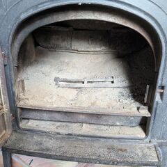 薪ストーブの画像