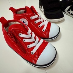 19  コンバース2足　13cm
の画像
