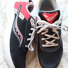 Saucony [サッカニー] シューズ ☆ 美品・23.5cmの画像