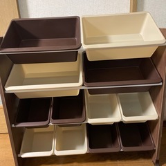 玩具箱、収納棚（お取引中)の画像
