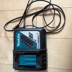 マキタの掃除機の画像