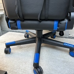 ゲーミングチェアの画像