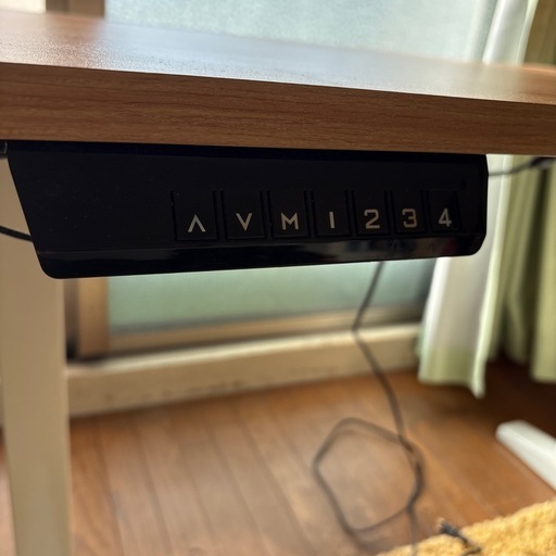電動式昇降デスク　木目調