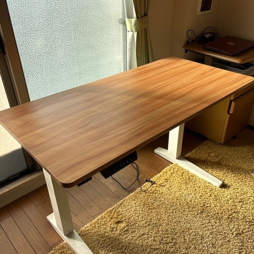 電動式昇降デスク　木目調