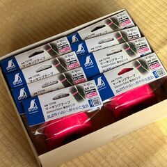 【未使用・未開封】シンワ測定 マーキングテープ 30mmx50ｍ 蛍光ピンク 品番 73798　８個セットの画像