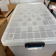 収納ボックスの画像