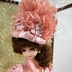 SUKIYO DOLL リボン フランス人形 ガラスケース付 インテリア 置物 昭和レトロの画像
