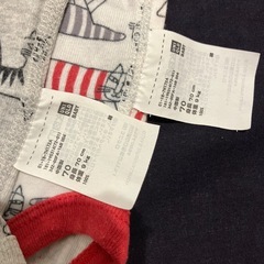 UNIQLO リサラーソン　ボディ肌着2枚セットの画像