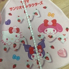 サクマ　サンリオ　　　クッションの画像