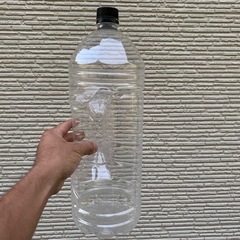 4リットル ペットボトル 水汲みにどうぞの画像
