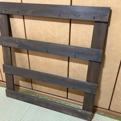 DIY木製・フライパンや工具を吊るして収納の画像