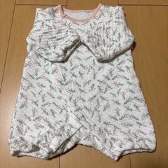 カバーオール　ロンパースの画像
