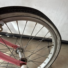 パンクありキティーちゃん自転車の画像