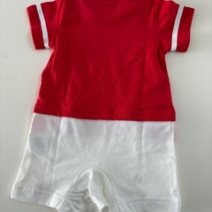 カープ　ロンパース　80cm
の画像