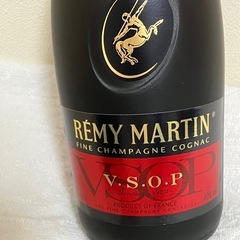 新品　未開封　REMY MARTIN VSOP レミーマルタン ブランデー　700ml 40度の画像