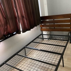 コンセント付きベッドフレーム　シングルの画像