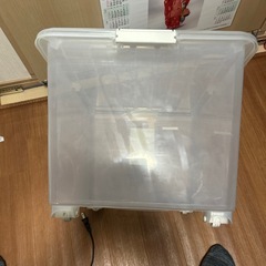 真空パックと衣装箱セット
の画像