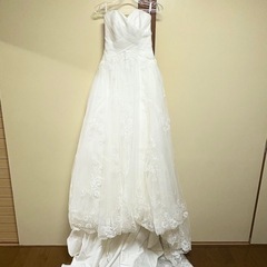 ウェディングドレスの画像