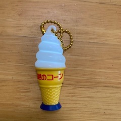 ガチャガチャ　ソフトクリームスタンドの画像