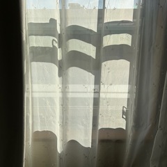 【1級·美品】ホワイト 遮光カーテン3枚 レース3枚 値段交渉〇
の画像