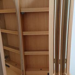 ドレッサー(木製)の画像