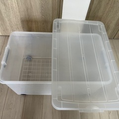 コロ付きプラスチック収納ケースの画像