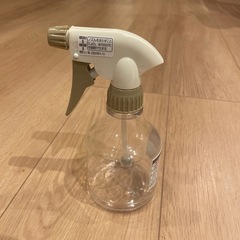 赤ちゃん用おしりふき洗浄器の画像