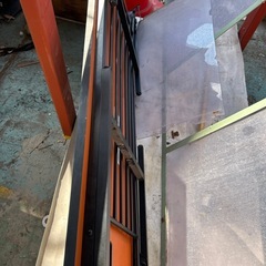 折りたたみ式テーブルの画像