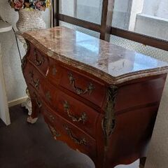 アンティーク調家具あげますの画像